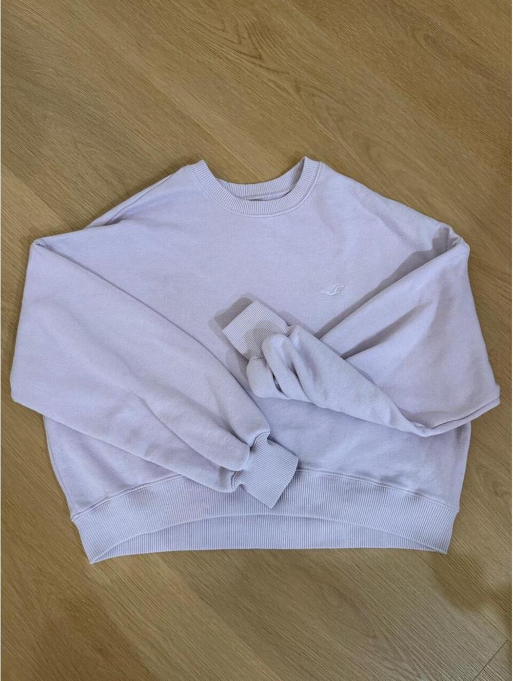 Hollister Lavender Oversized Crew Neck Cropped Sweatshirt Size XS